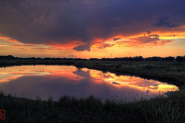 Evening sunset by the water