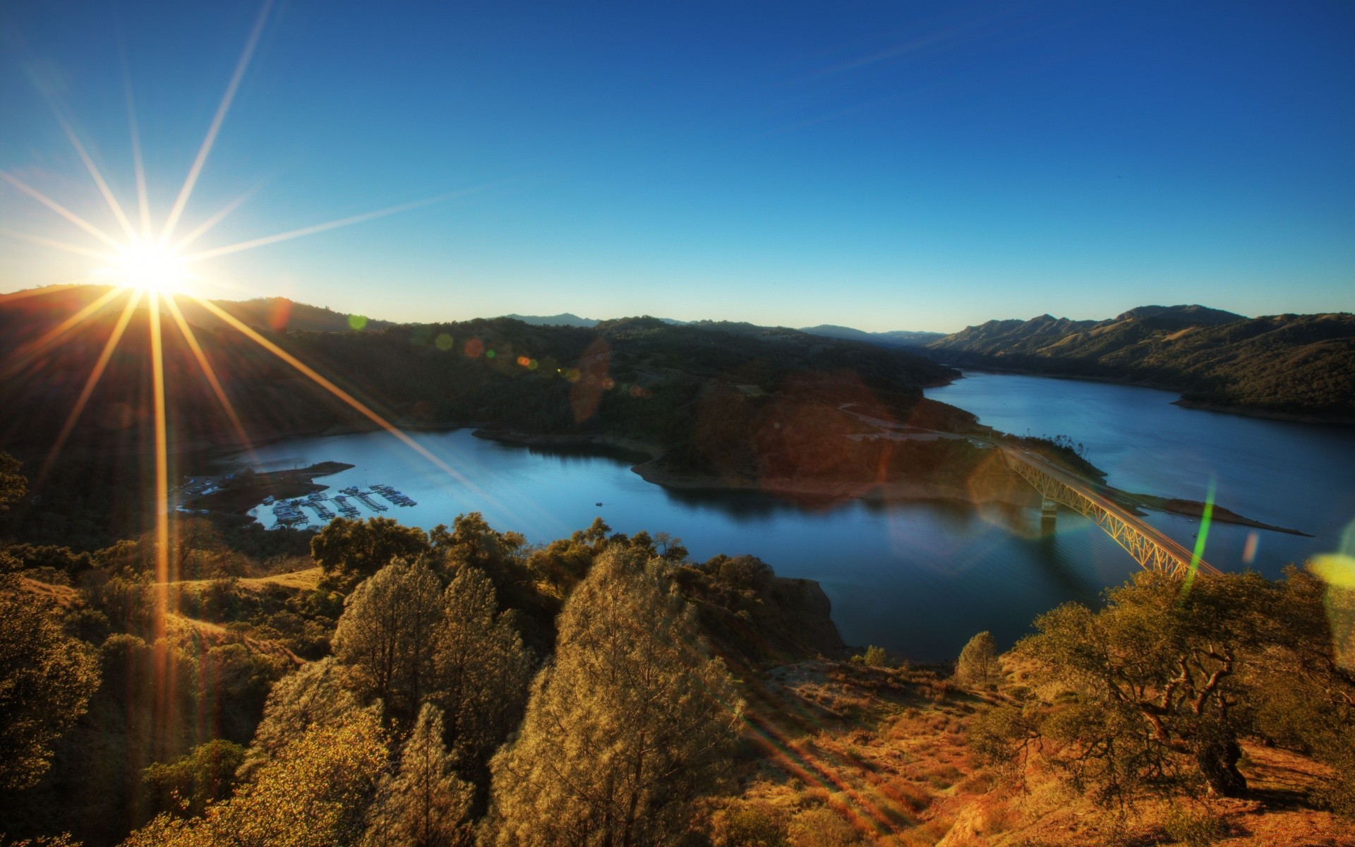 paisagens água paisagem pôr do sol viagens lago natureza amanhecer céu montanhas ao ar livre rio árvore mar à noite