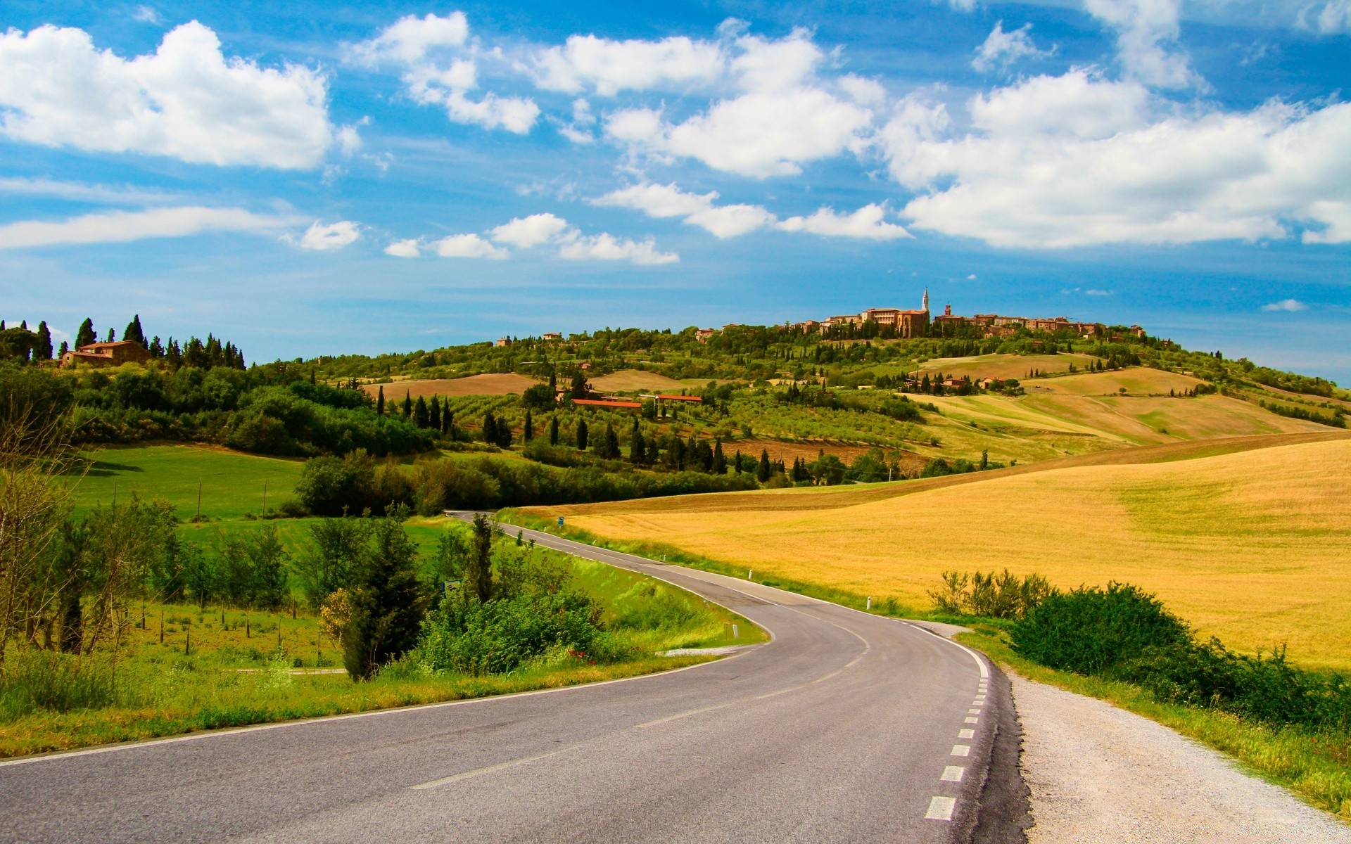 paesaggio strada rurale campagna all aperto paesaggio natura viaggi erba cielo asfalto estate guida albero paese