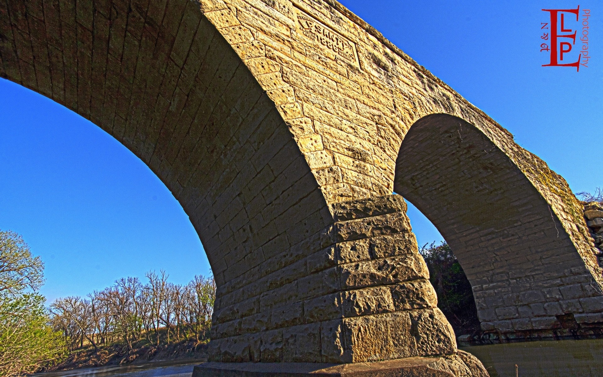 america outdoors architecture travel arch sky daylight bridge city