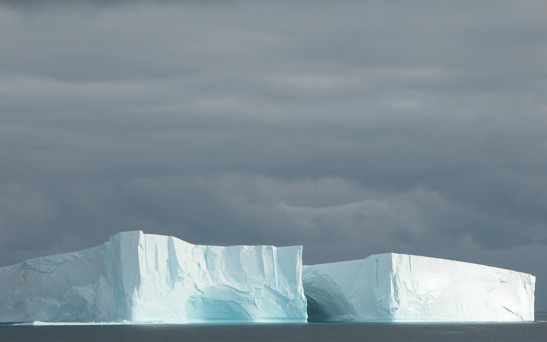 antártica gelo neve iceberg gelado inverno geleira frio água derretimento congelado natureza céu mar montanhas groenlândia viajar paisagem mudança climática natação