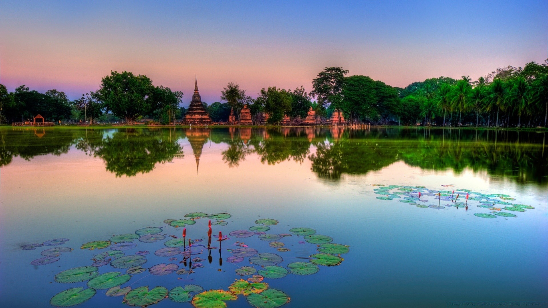 亚洲 水 倒影 湖 旅行 树 河 天空 户外 夏天 日出 景观 自然 日落 晚上