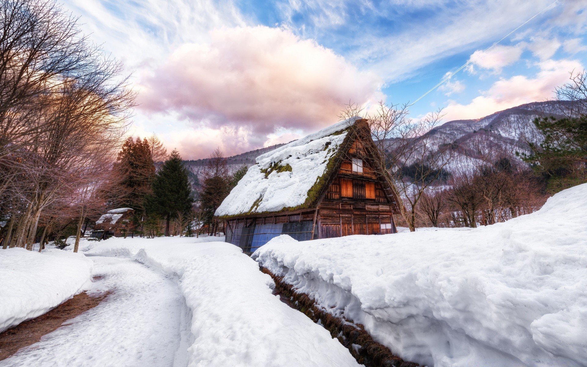 asie neige hiver froid congelé glace gel bois montagnes météo scénique cabane paysage congère saison neigeux givré station chalet bungalow