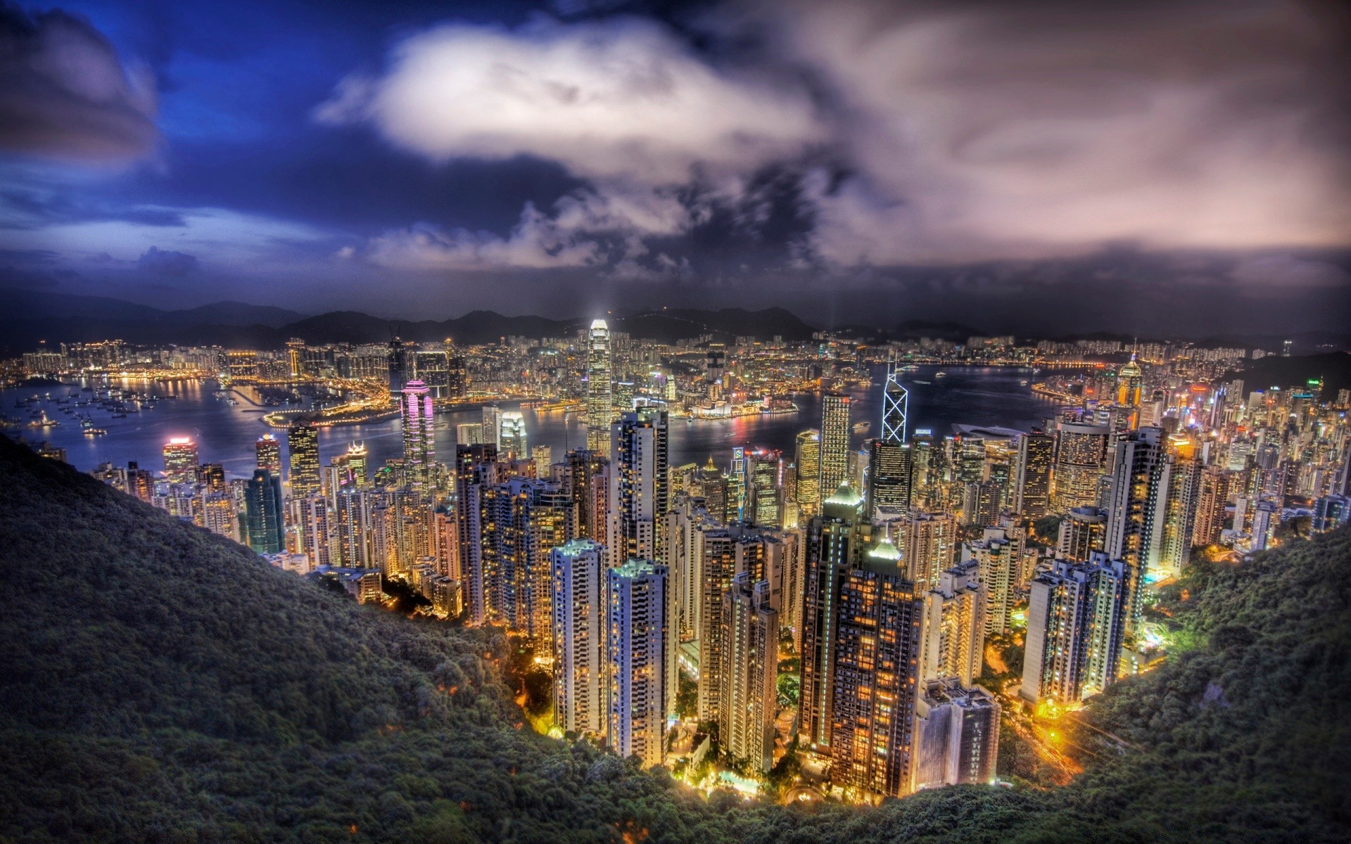 ásia cidade cidade skyline arranha-céu urbano arquitetura viagens centro da cidade crepúsculo casa pôr do sol céu noite espetáculo ponto de interesse antena cidade torre moderno escritório