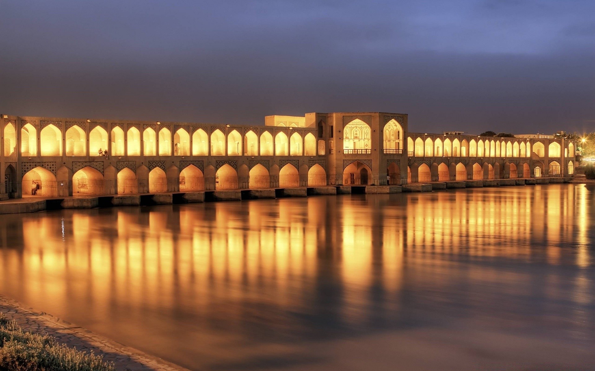 asie coucher de soleil réflexion crépuscule eau architecture soir voyage aube ciel ville pont maison lumière à l extérieur rivière tourisme point de repère vieux mer