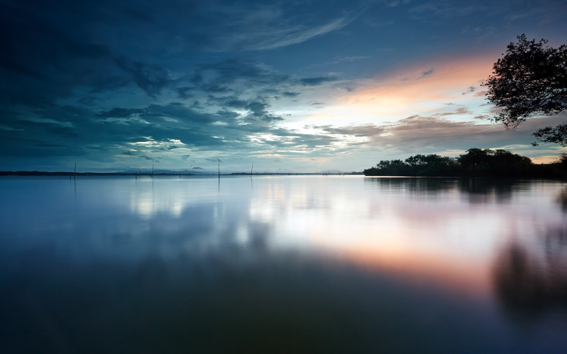 asie coucher de soleil eau réflexion paysage aube lac soleil ciel plage soirée crépuscule mer lumière nature nuage arbre océan rivière paysage