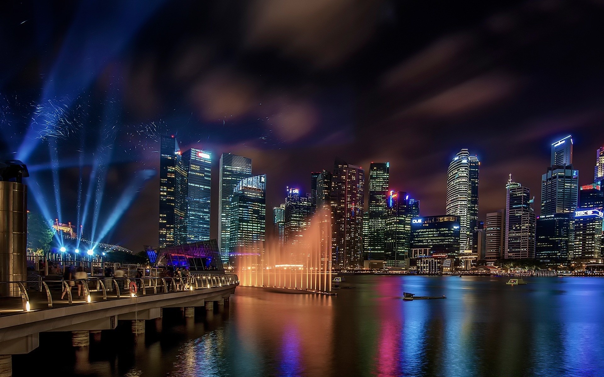 ásia cidade centro da cidade arquitetura arranha-céu casa cidade reflexão urbano rio skyline ponte noite anoitecer beira-mar viagens água luz finanças backlit o negócio