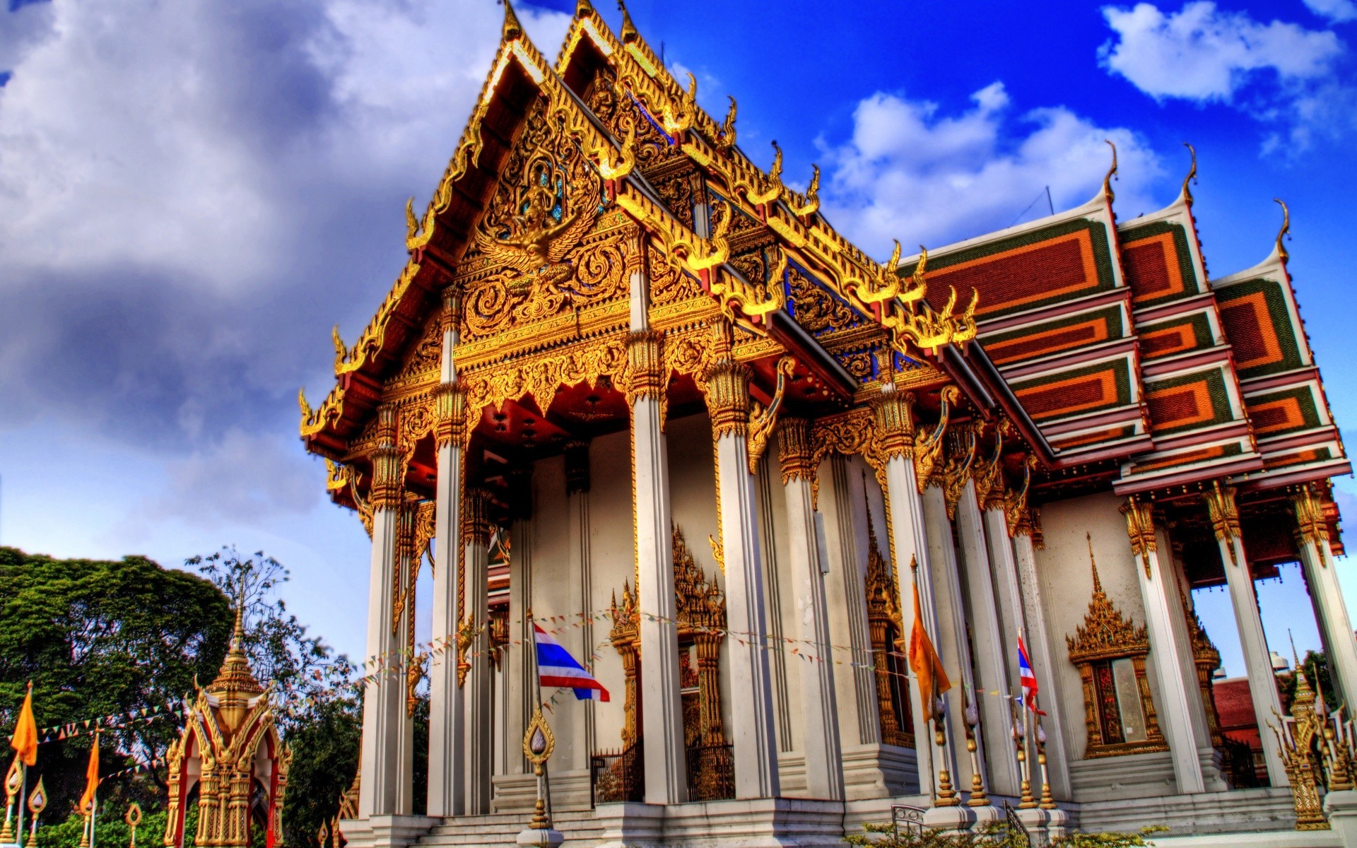 asia architecture travel temple building religion sky traditional culture buddha ancient outdoors tourism monastery wat castle old pagoda construction