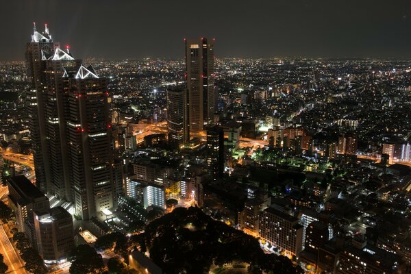 Mille lumières de la ville de nuit