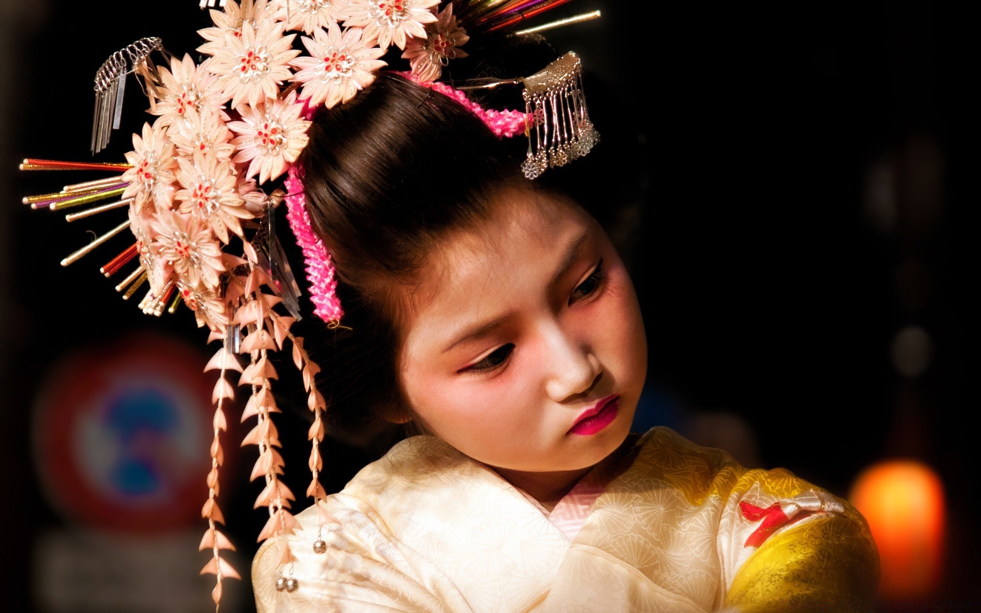 asia festival solo usar retrato religión niño adulto chica traje mujer velo música banda