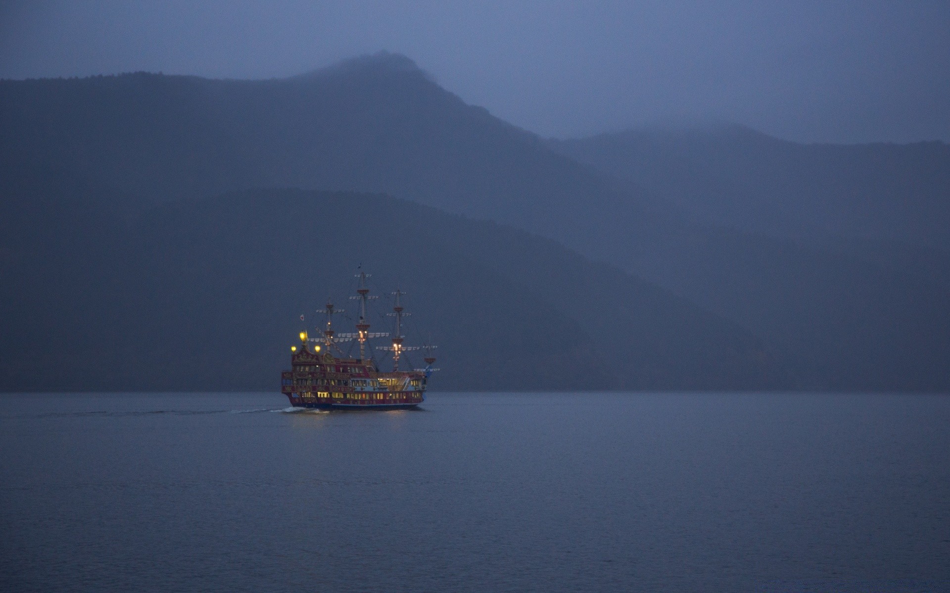 asien wasser meer ozean wasserfahrzeug meer sonnenuntergang reisen transportsystem schiff landschaft dämmerung auto see nebel boot himmel strand berge hafen