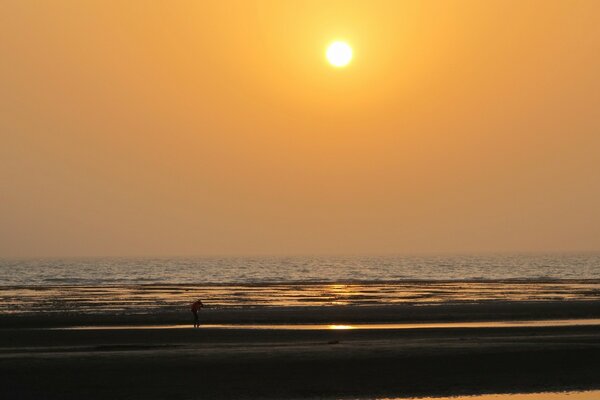 Coucher de soleil sur la mer, Asie