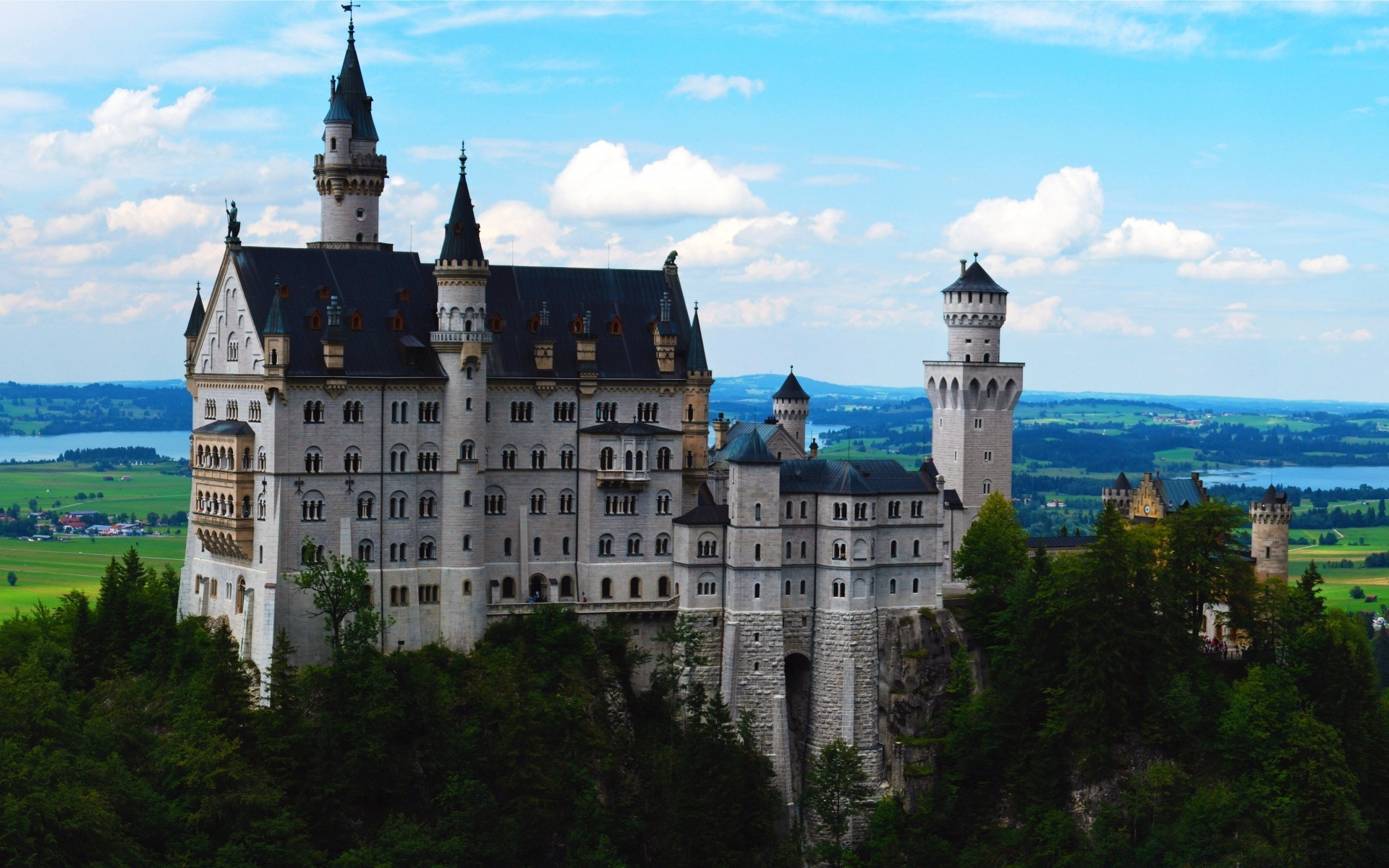 europe architecture castle travel building gothic tower old city sky outdoors ancient tourism town landmark river fortress sight