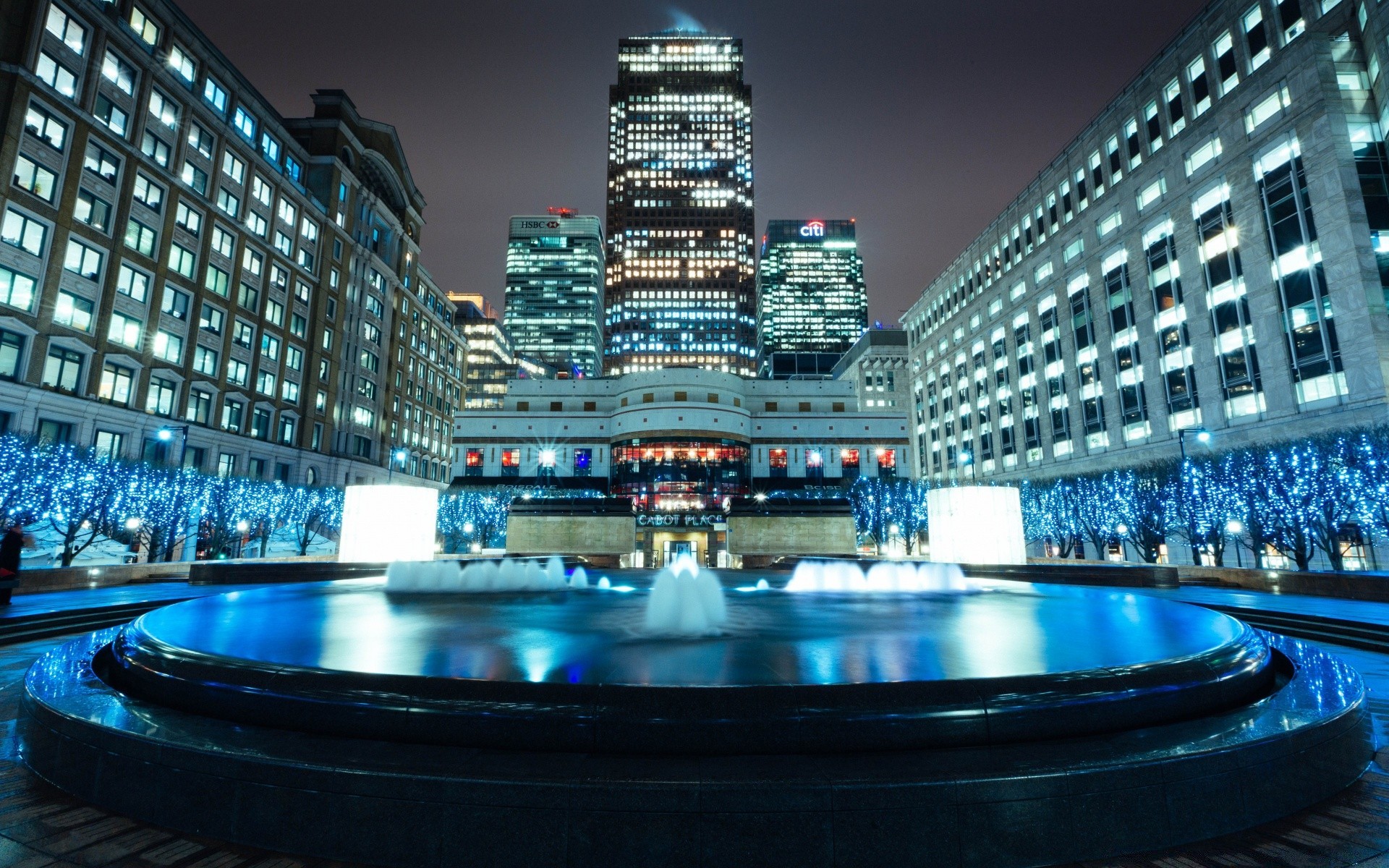 europa stadt modern architektur haus reflexion reisen städtisch geschäftlich büro wolkenkratzer beleuchtung abend stadtzentrum stadt hotel dämmerung himmel wasser skyline