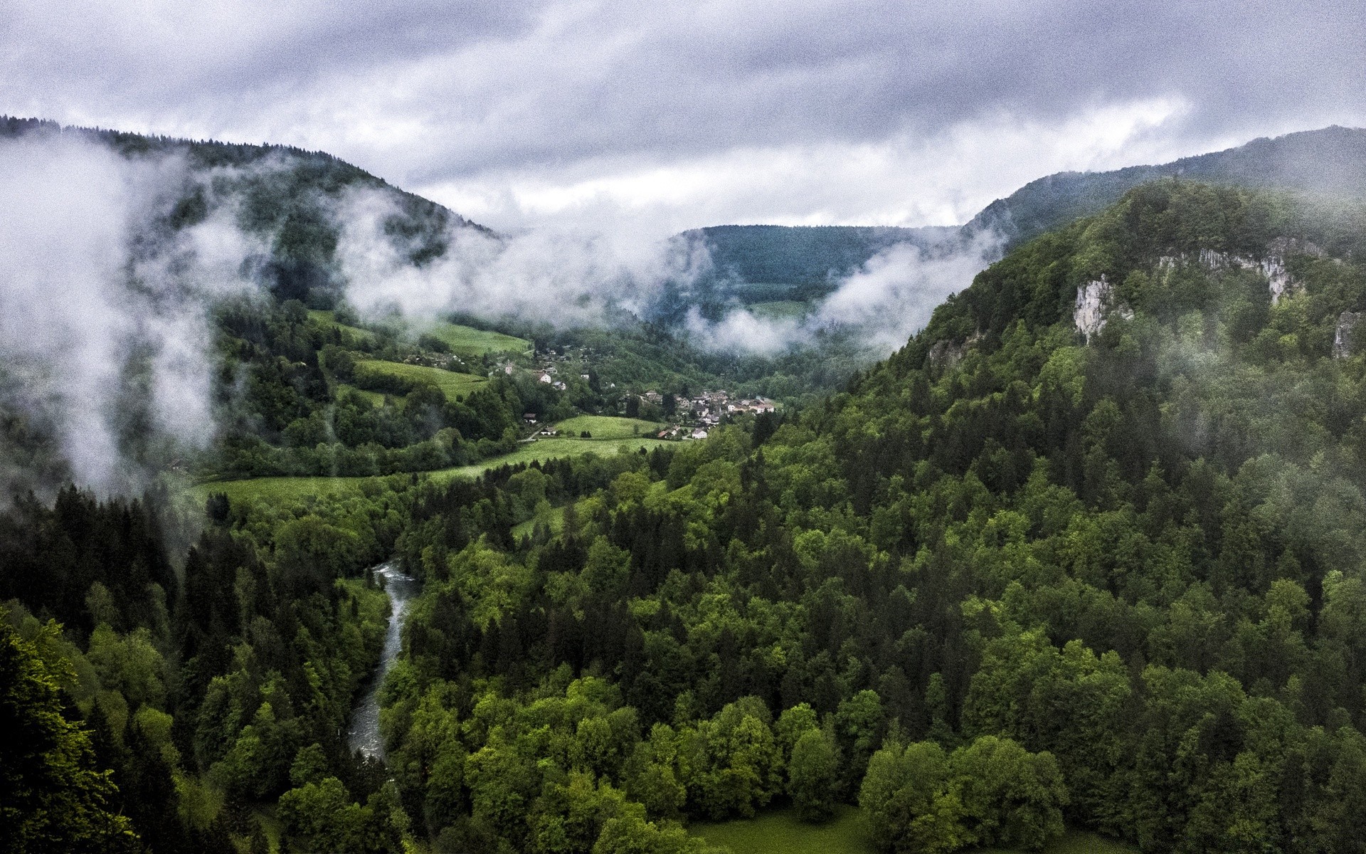 europa landschaft berge natur reisen holz holz im freien himmel wasser landschaftlich nebel hügel tal wolke nebel sommer tourismus fluss