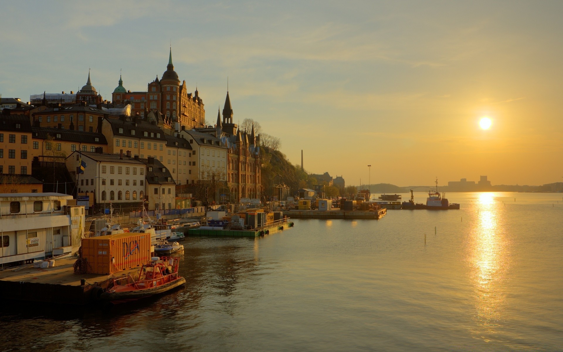 europe eau voyage rivière ville ville architecture coucher de soleil bateau maison réflexion soirée bateau tourisme mer crépuscule voiture en plein air pont ville