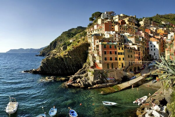 Italy boats in a small bay