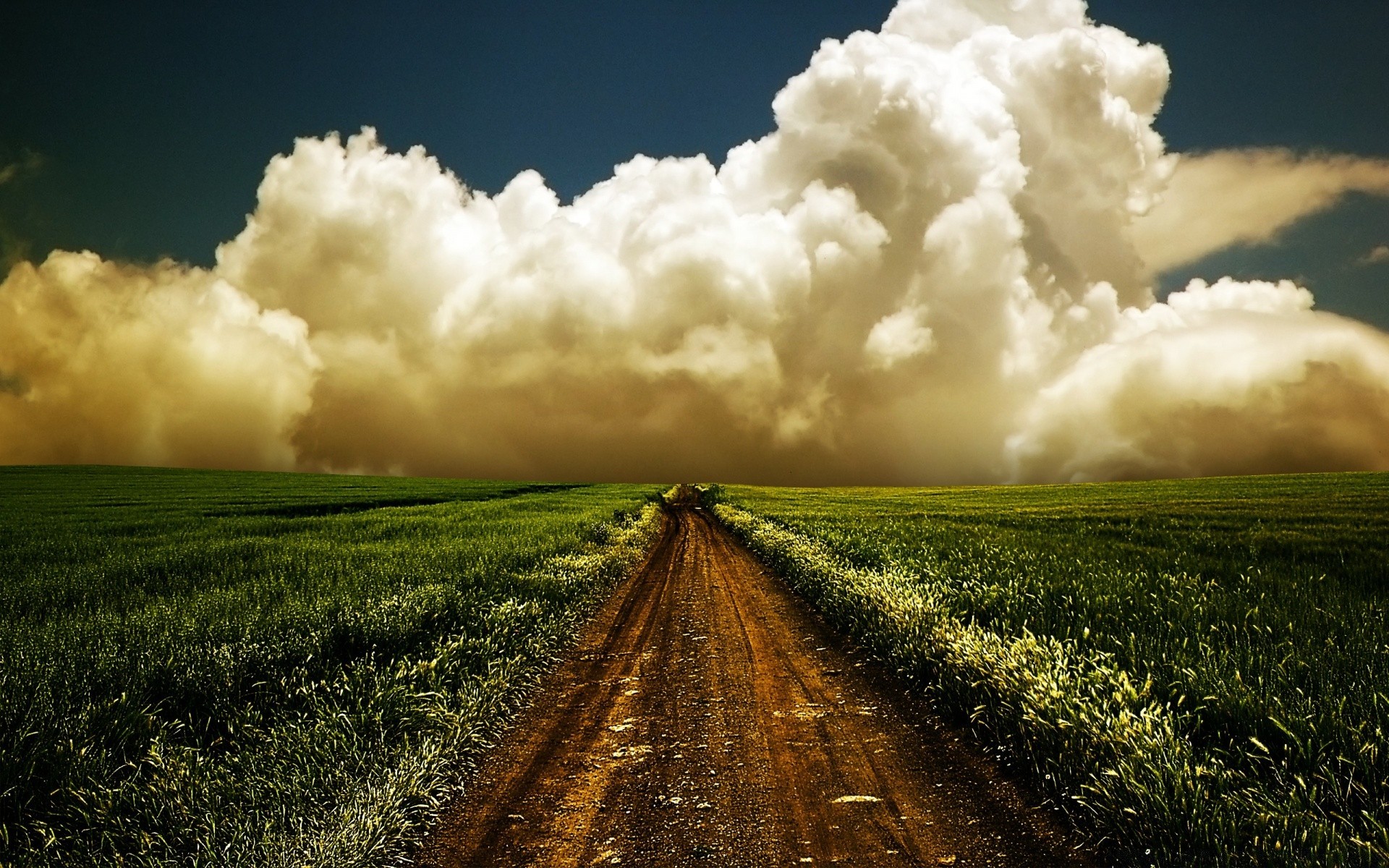 paisaje cielo campo rural paisaje naturaleza sol nube campo puesta de sol país hierba luz nublado amanecer dramático perspectiva carretera tormenta verano