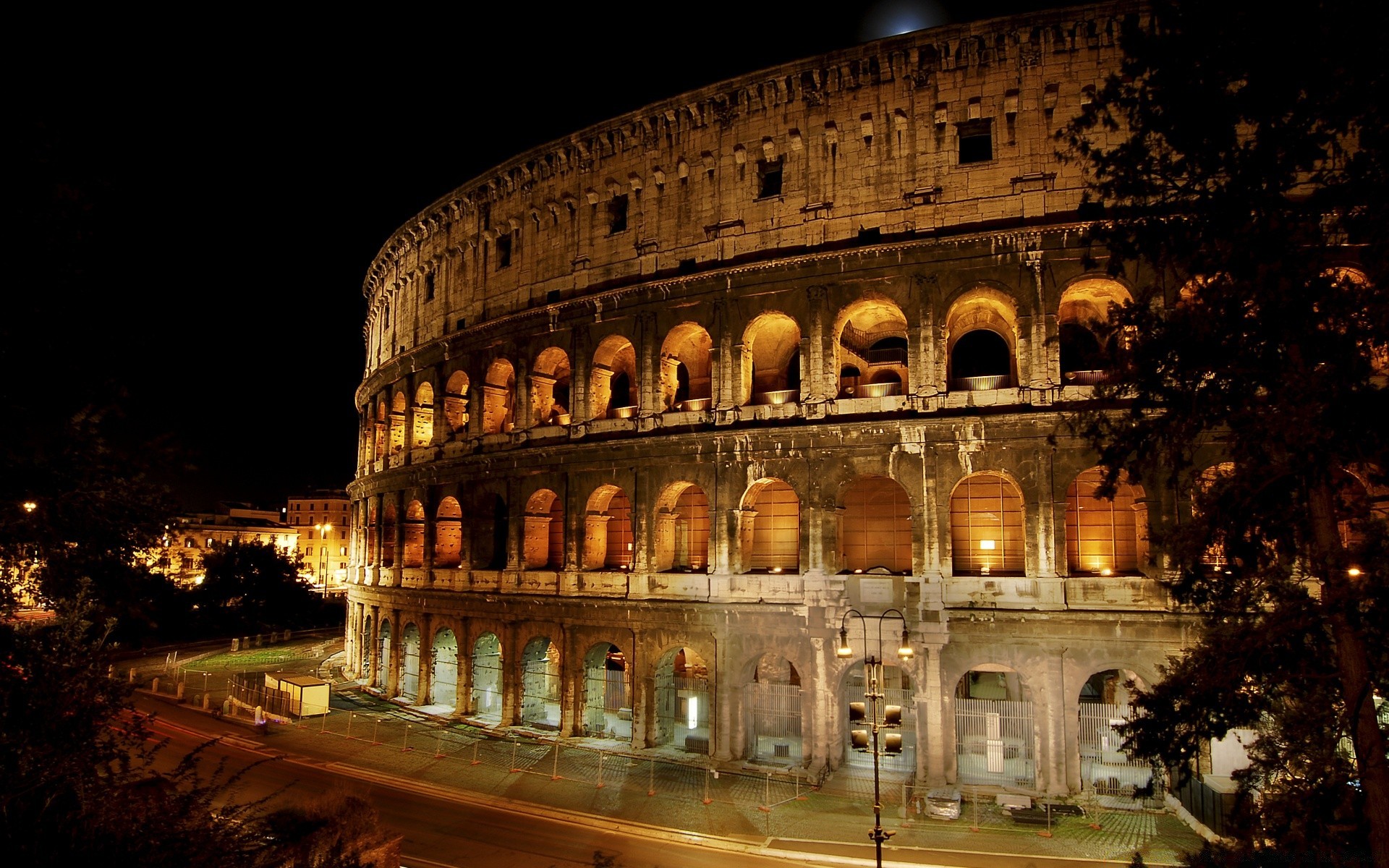 europa arquitetura viagens antigo casa anoitecer anfiteatro atração turística coliseu turismo iluminação estádio monumento cidade à noite velho céu arco ao ar livre famoso