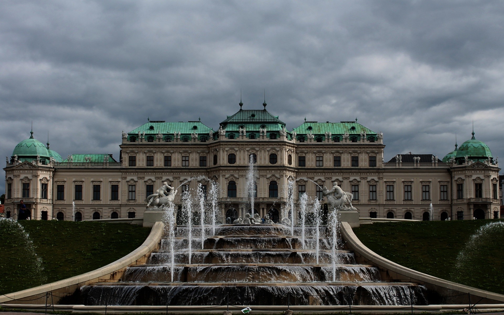 europe architecture travel building city castle landmark tourism fountain sculpture museum sky old monument urban cityscape outdoors statue river park