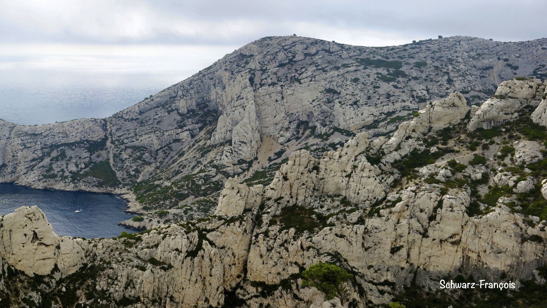 europa paisagem natureza céu montanhas ao ar livre viagens água mar rocha mar verão