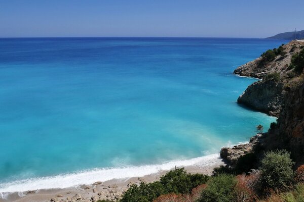 Laguna di mare, ideale per viaggiare