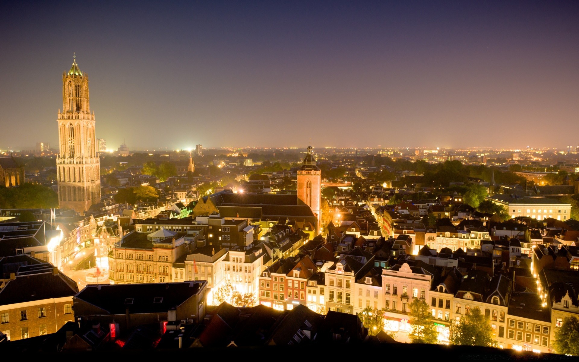 europa miasto podróże architektura miasto zachód słońca zmierzch skyline na zewnątrz wieczorem miejski kościół dom katedra podświetlany niebo woda rzeka świt most