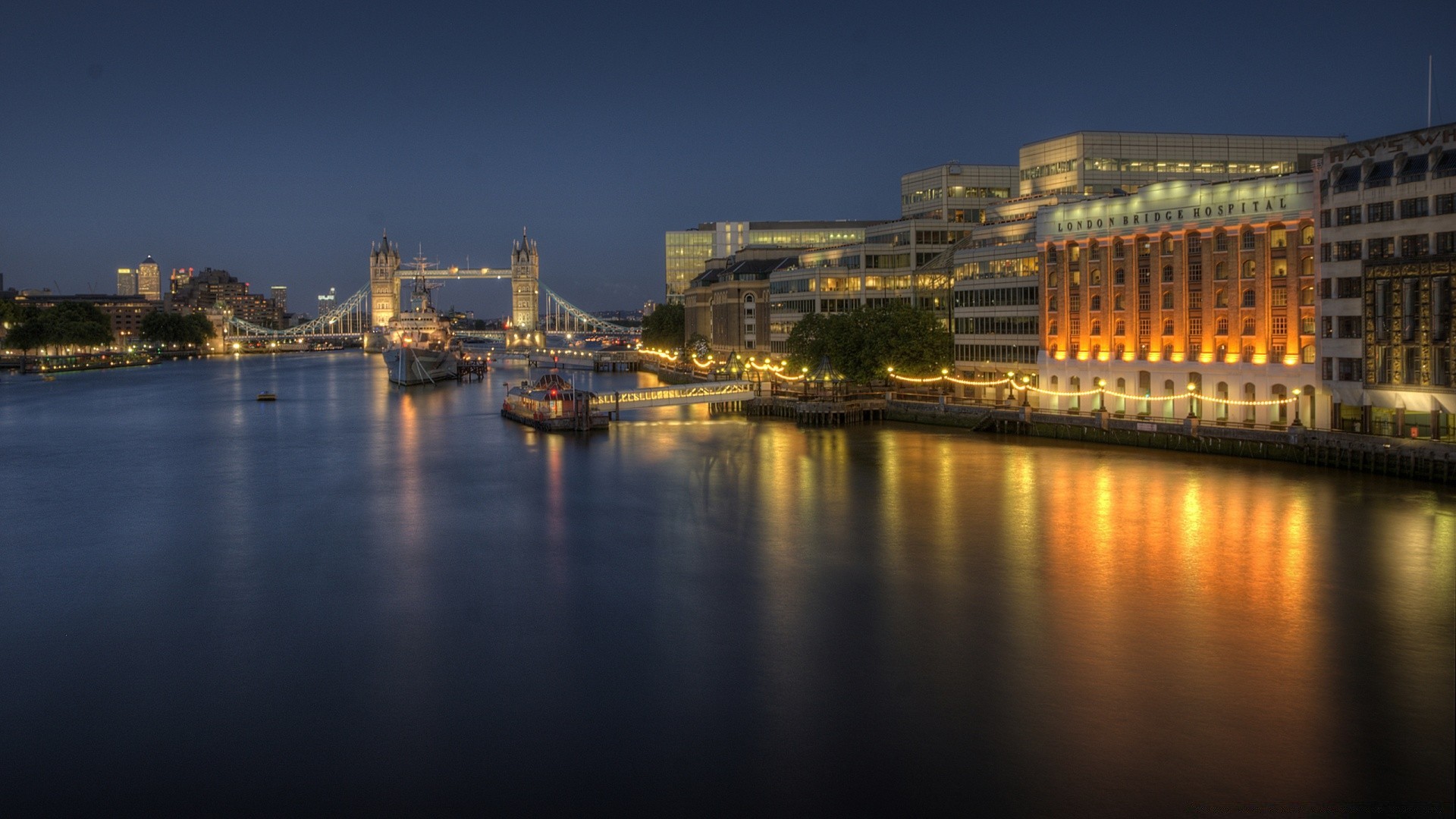 europa acqua città fiume architettura riflessione viaggi tramonto ponte cielo crepuscolo città skyline sera casa urbano punto di riferimento