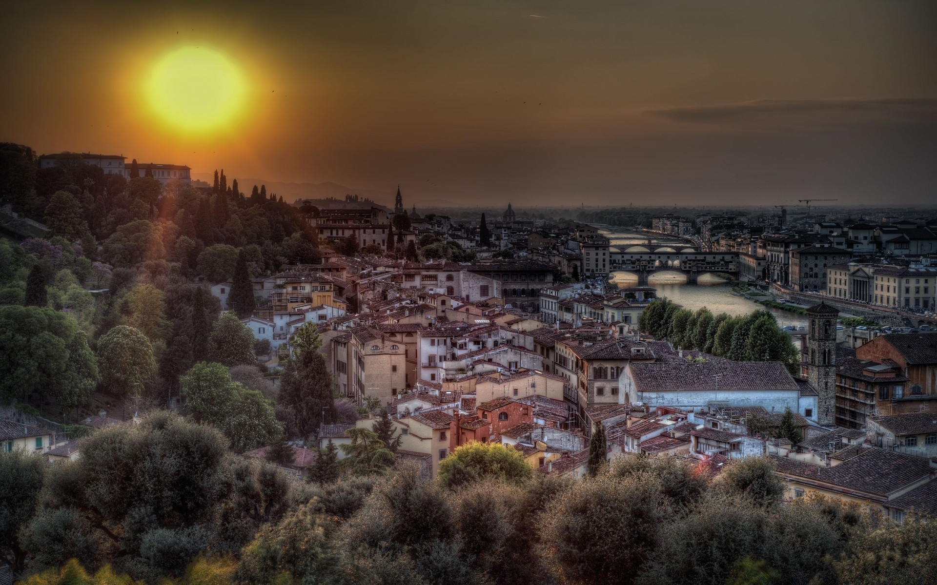 europe ville architecture voyage ville ville coucher de soleil maison aube paysage maison église skyline soirée en plein air eau crépuscule