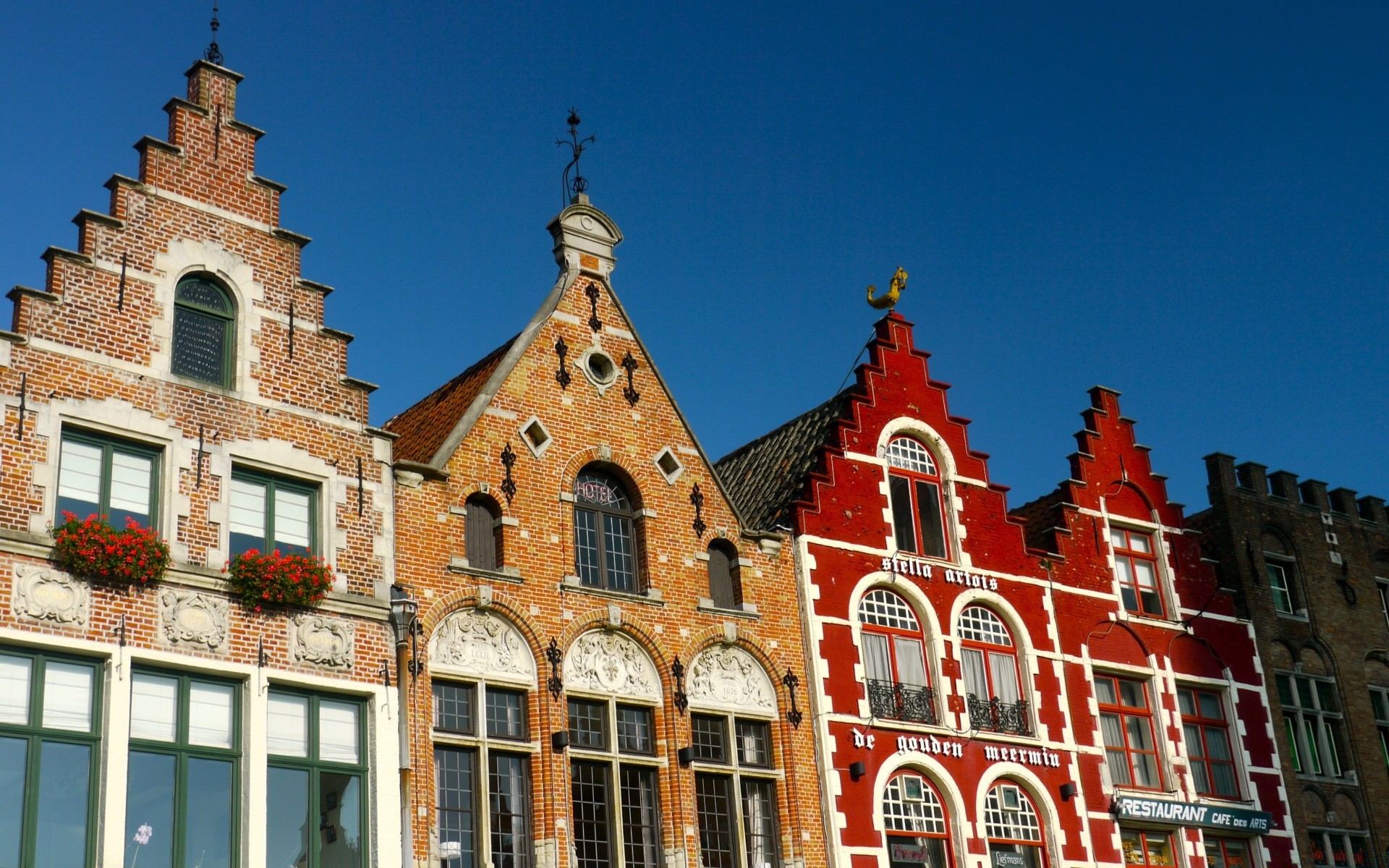 europa architektura dom podróże stare miasto na zewnątrz niebo dom zamek fasada miasto starożytne okna