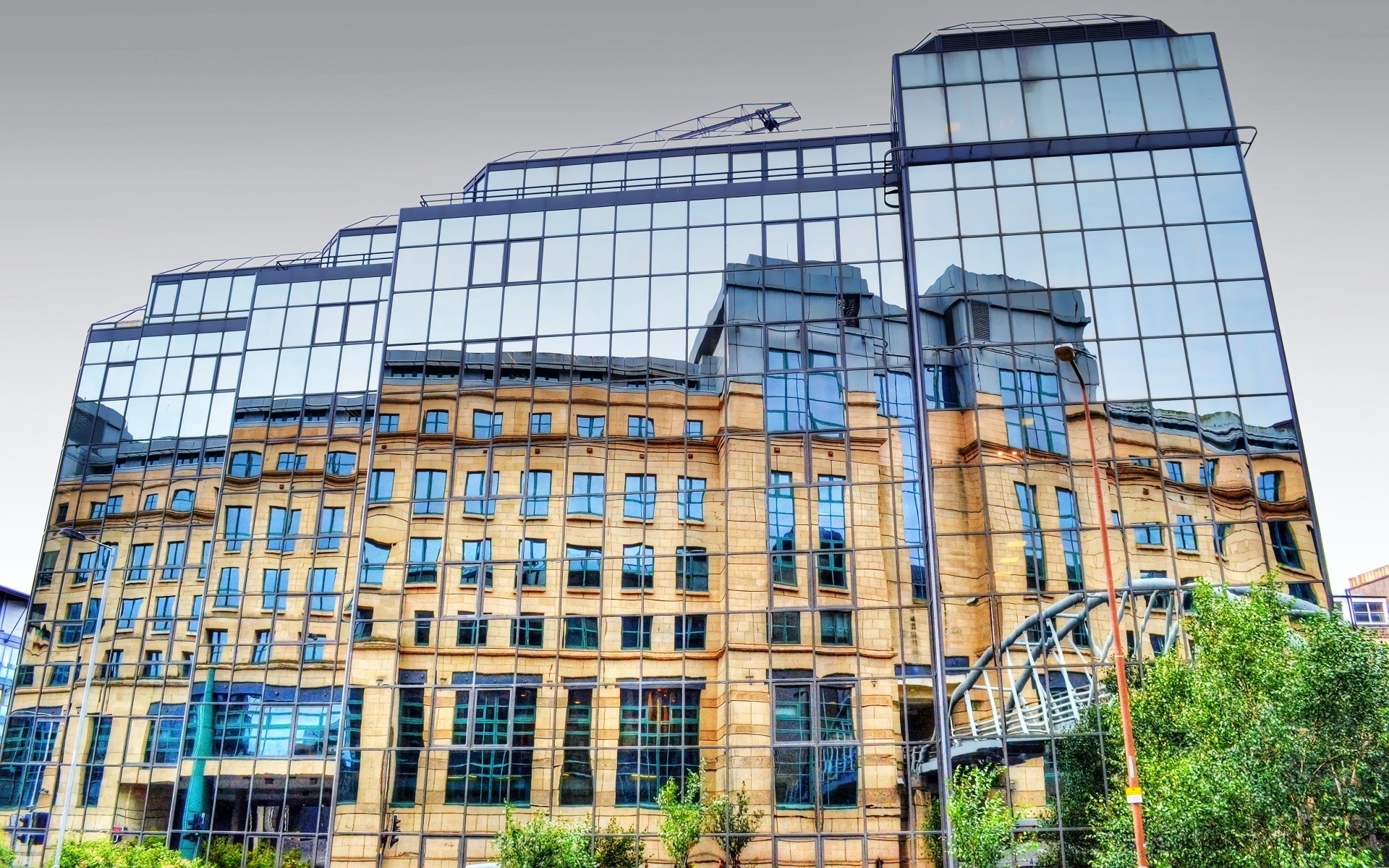 europa architektur haus himmel glas ausdruck stadt modern geschäft fassade büro städtisch bau modern stahl im freien fenster technologie industrie futuristisch