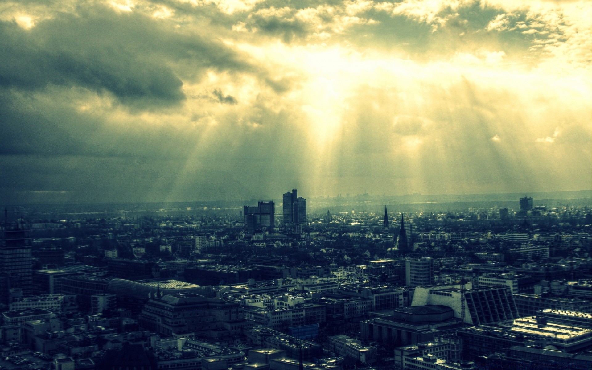 europa cidade skyline céu cidade poluição arranha-céu arquitetura casa poluição pôr do sol viagens tempestade amanhecer noite névoa urbano chuva paisagem fumaça