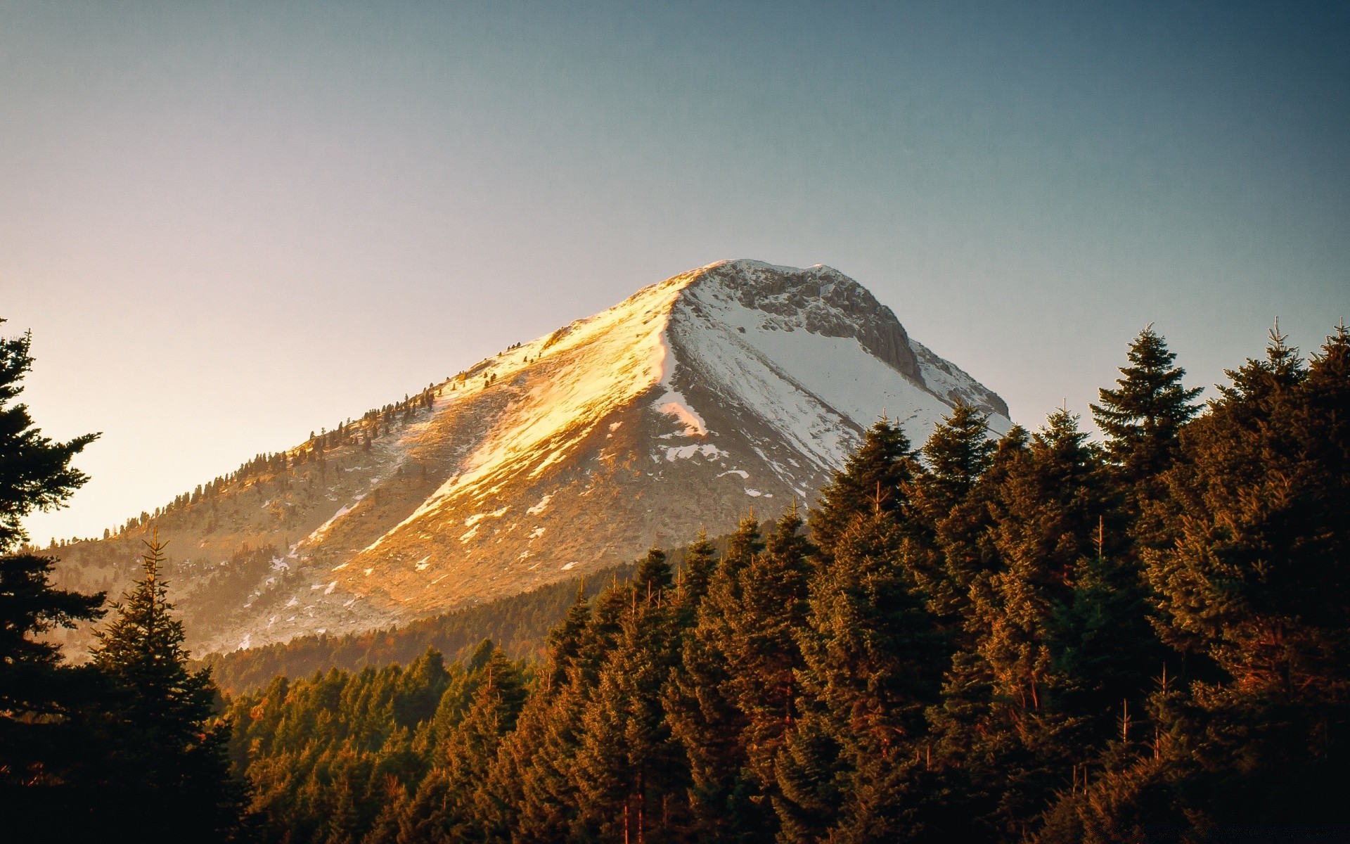 europa nieve montañas invierno paisaje cielo viajes madera naturaleza pico de montaña escénico frío árbol al aire libre puesta de sol alta