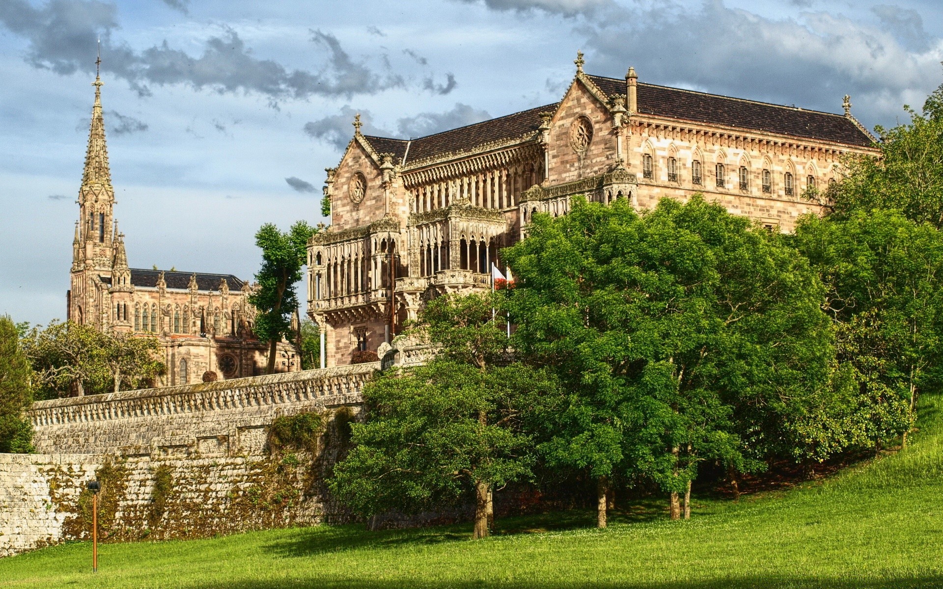 europe architecture building travel city tourism old landmark castle famous sky historic tower culture ancient church outdoors monument sight gothic exterior