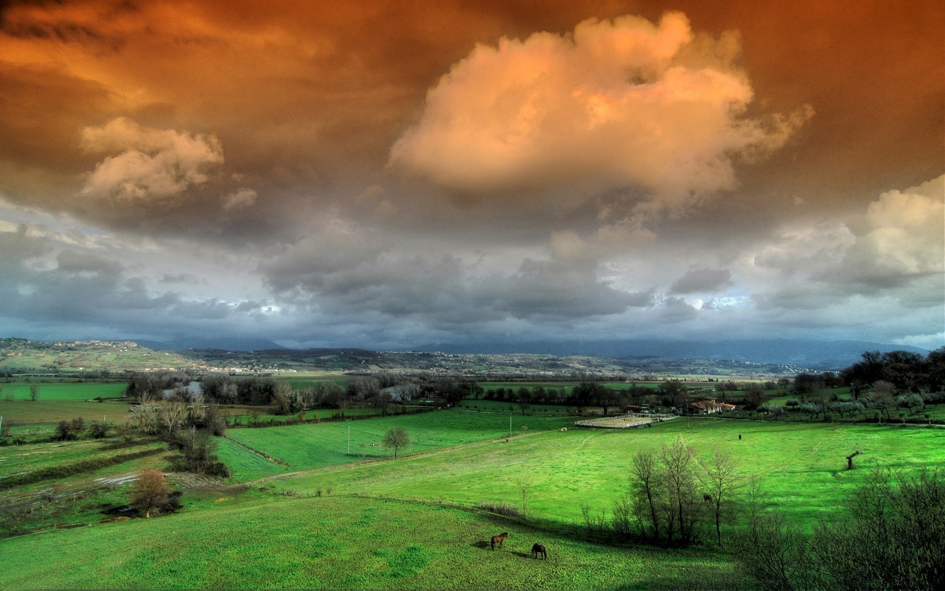 europa naturaleza cielo paisaje hierba al aire libre rural puesta de sol campo viajes verano árbol buen tiempo sol agua amanecer