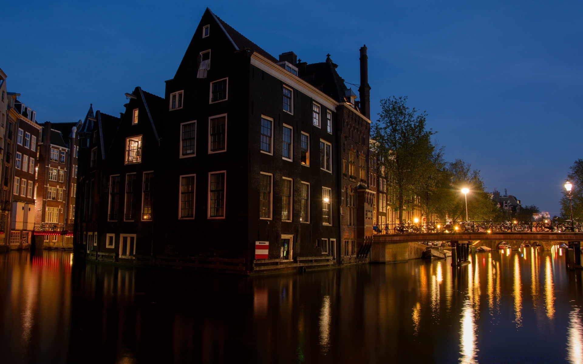 europa arquitectura al aire libre agua canal viajes ciudad crepúsculo viejo puesta de sol casa casa cielo calle tradicional casa noche