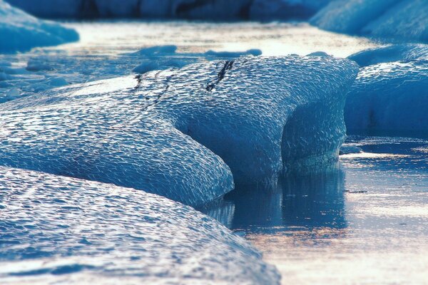 Beautiful glaciers melt in spring