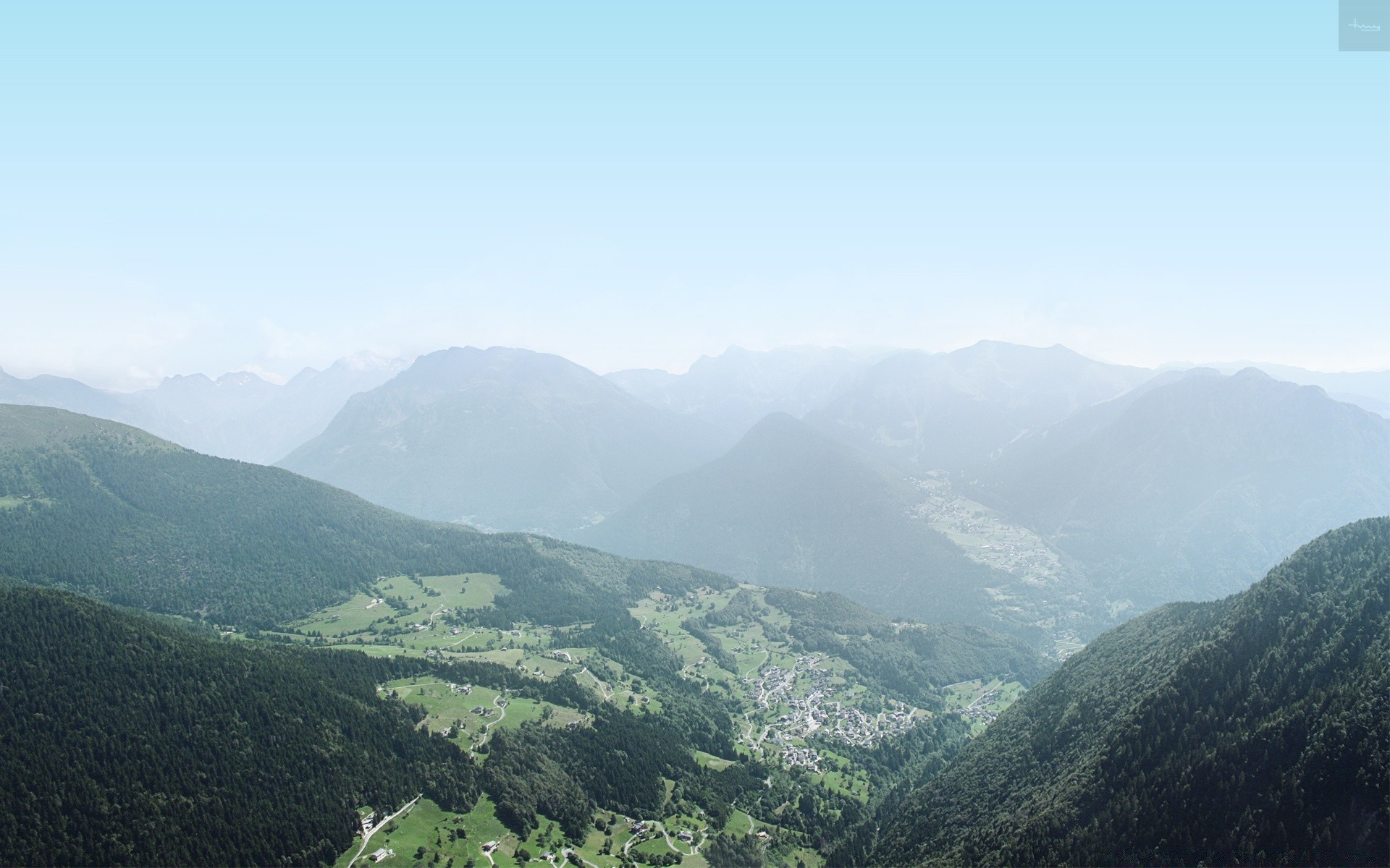 europa berge landschaft natur reisen tal nebel holz hügel holz im freien nebel himmel tageslicht