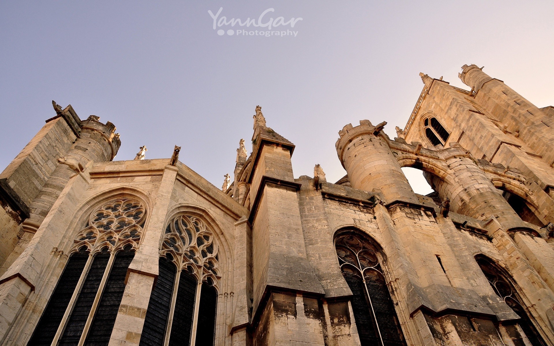 europa architettura viaggi chiesa religione cattedrale casa all aperto vecchio cielo città antico gotico pietra