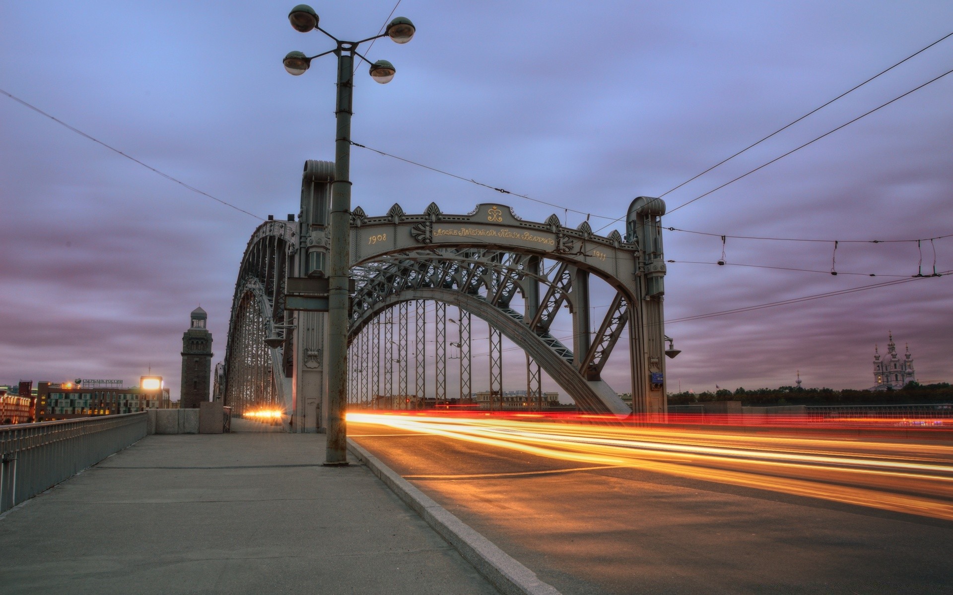 europa straße transportsystem brücke reisen verkehr autobahn straße unschärfe himmel architektur stadt auto dämmerung urban abend haus auto verbindung licht