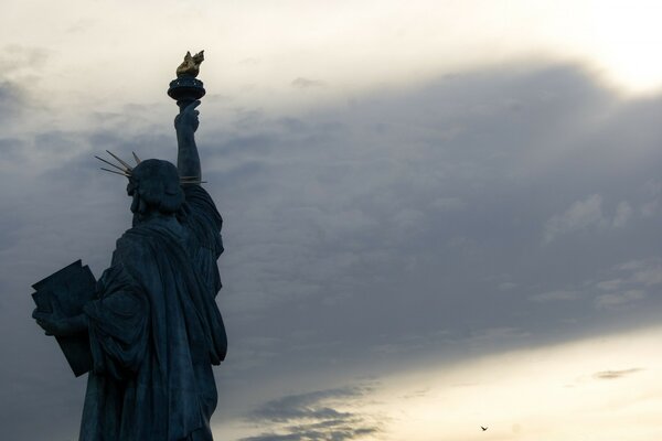 Freiheitsstatue in der Sonne