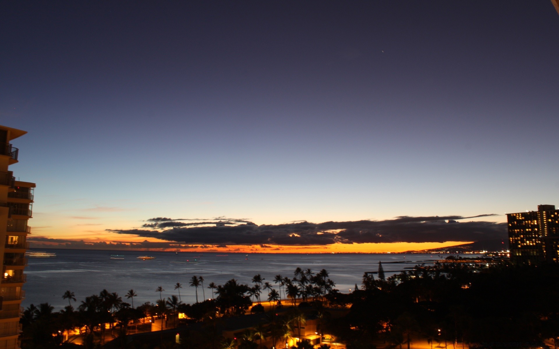 îles coucher de soleil eau ville lune aube soir architecture crépuscule ciel mer voyage paysage plage ville lumière en plein air skyline soleil