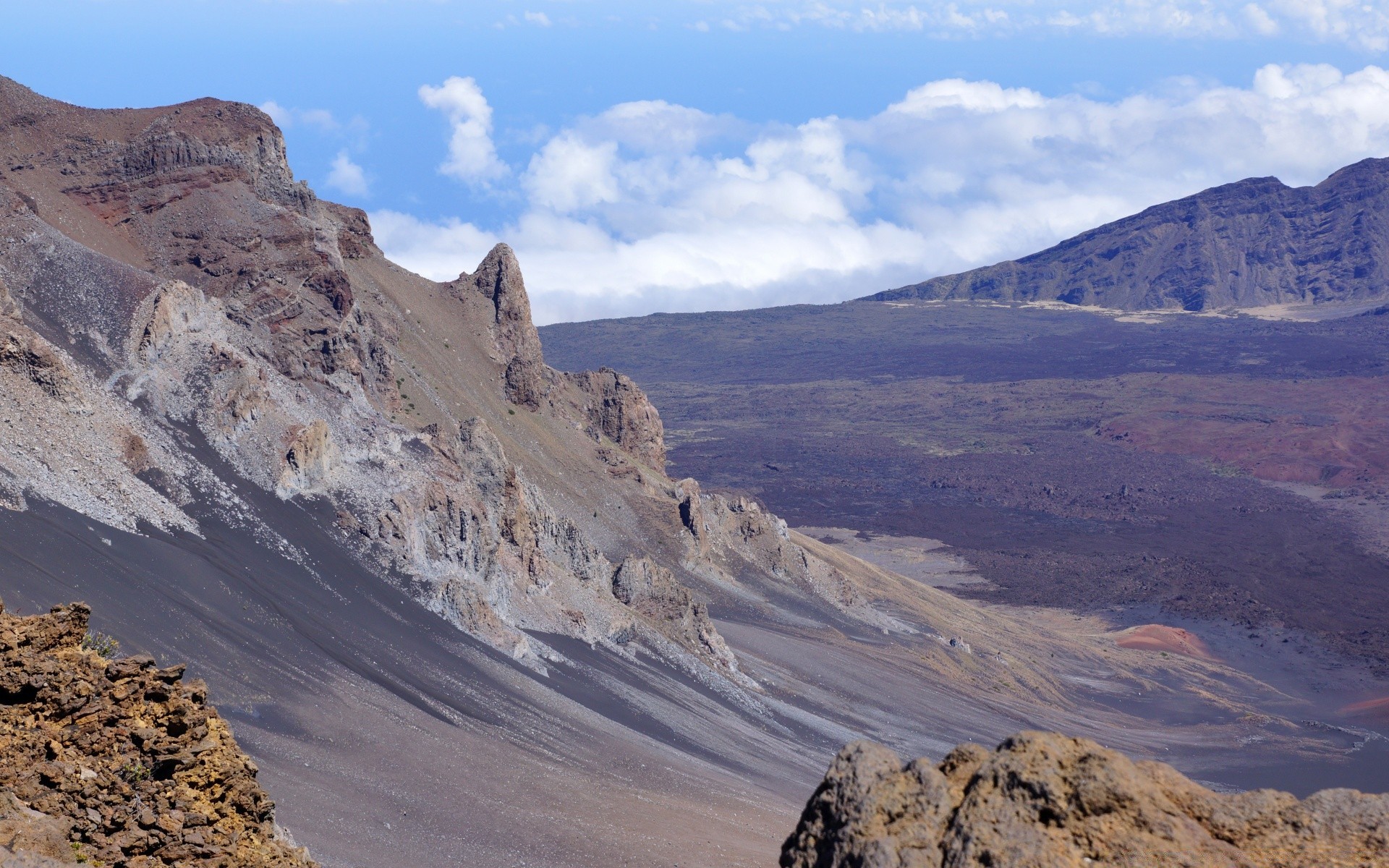 îles montagnes paysage voyage ciel dehors pittoresque désert rock vallée nature lumière du jour volcan stérile géologie à distance