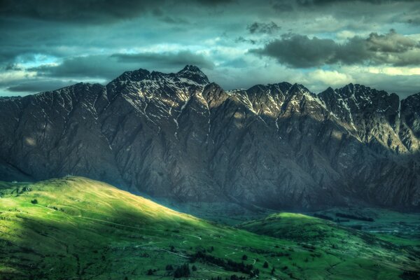 Viaggi nelle montagne Dell Australia e Dell Oceania