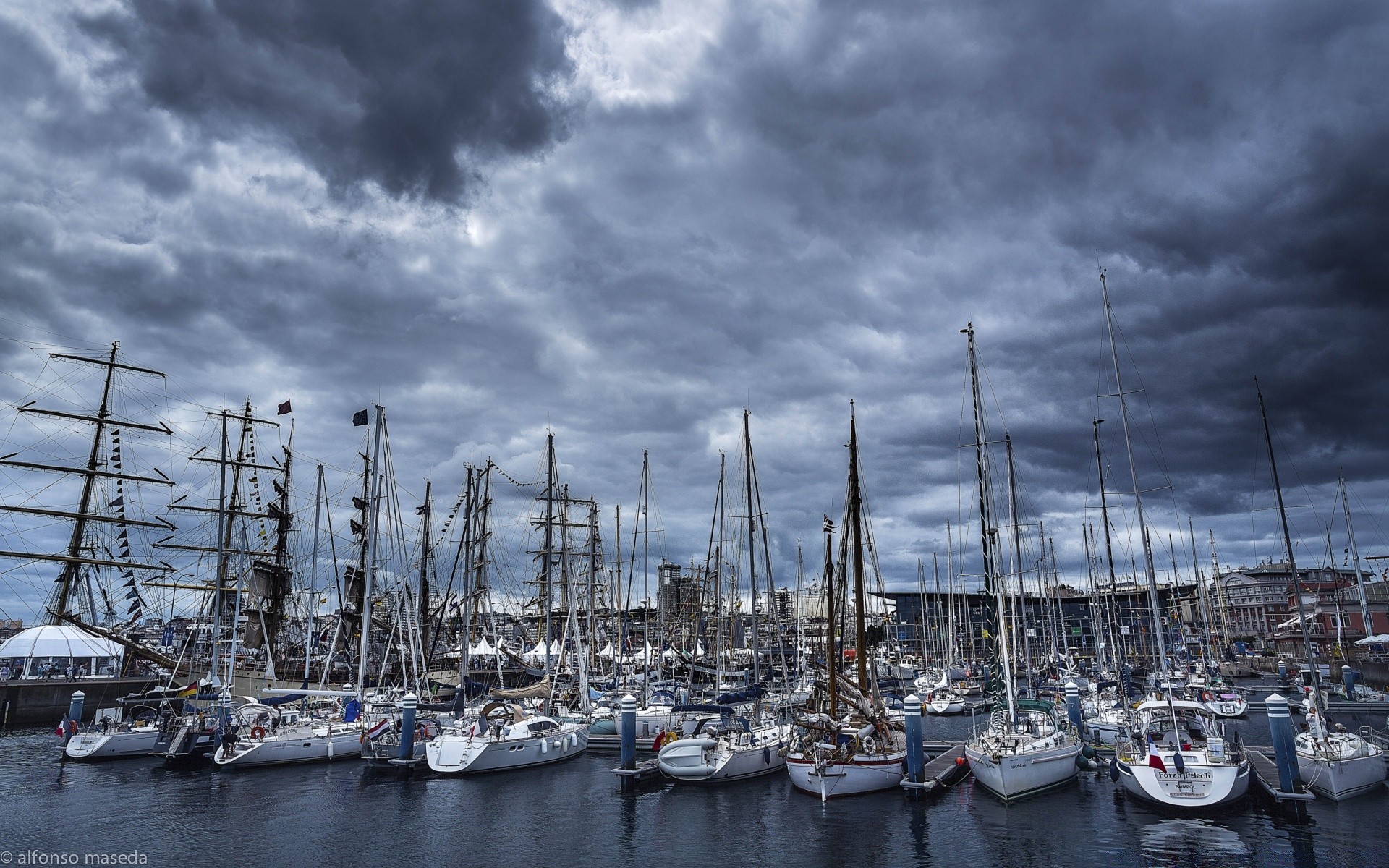 andere städte yacht segelboot hafen boot meer marina wasser pier schiff wasserfahrzeug hafen segel marine mast reisen ozean himmel liegeplatz stadt meer