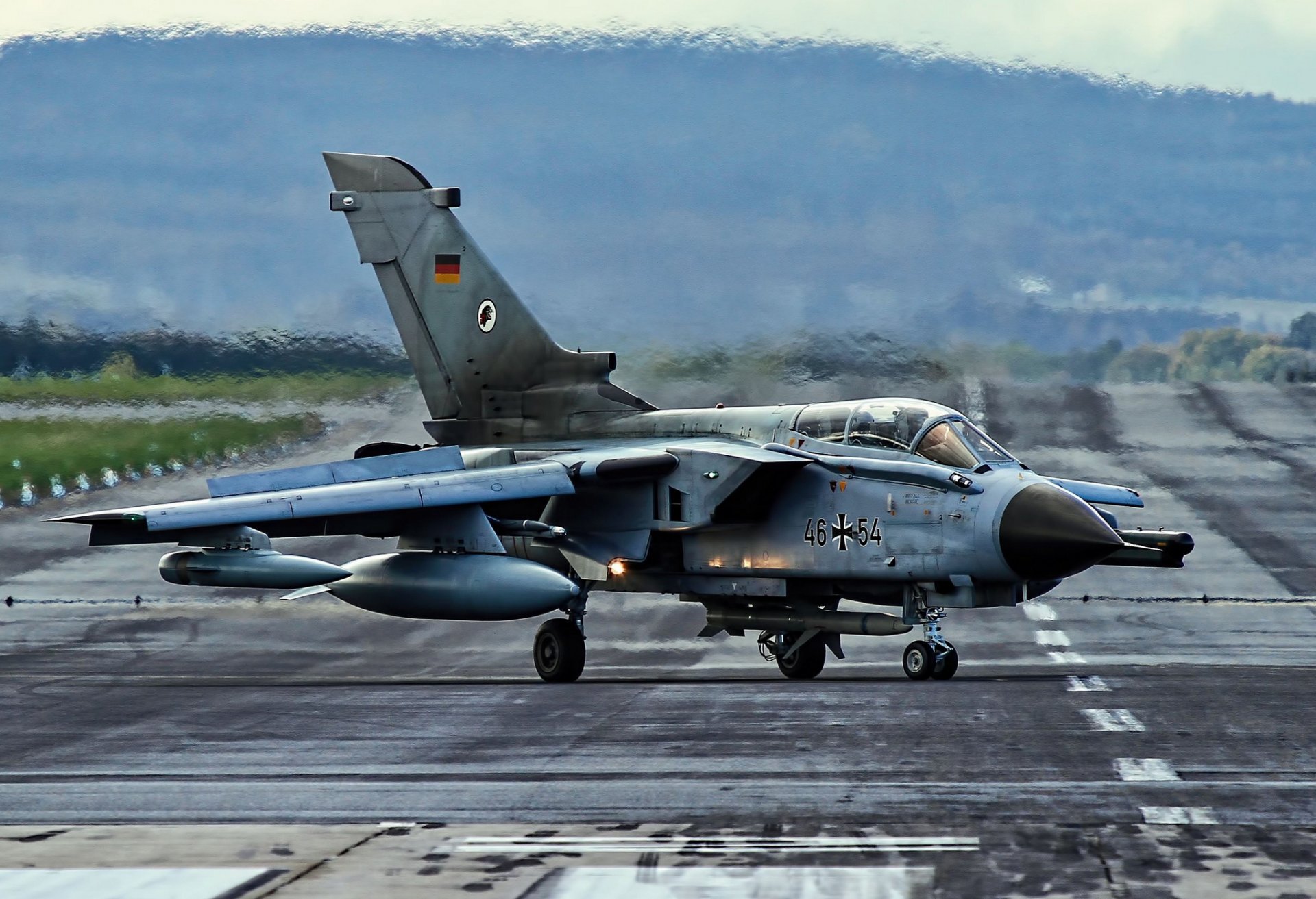 panavia торнадо немецкий истребитель бомбардировщик аэродром