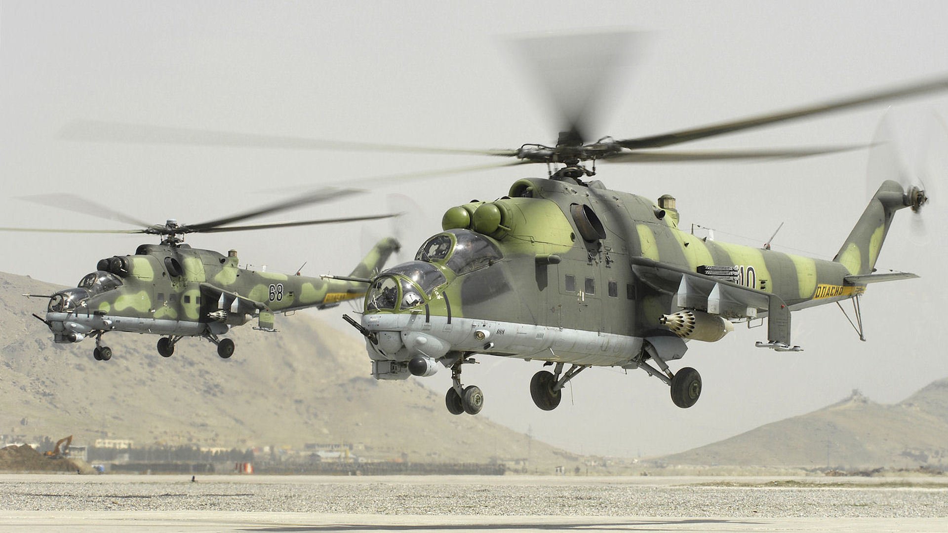 ми-24 hind советский транспортно-боевой крокодил